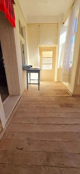 Vand casa la tara - 1