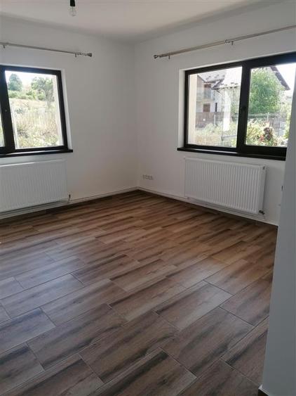 Casa /Vila de inchiriat Bucium - 850 euro - 5