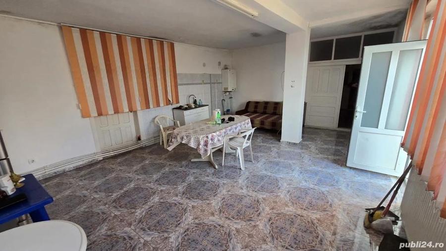 Vila frumoasa spre vanzare 9 camere - 4