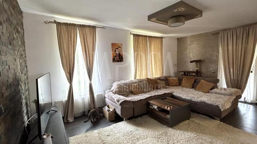 Casa 4 camere de vanzare in Floresti - 2