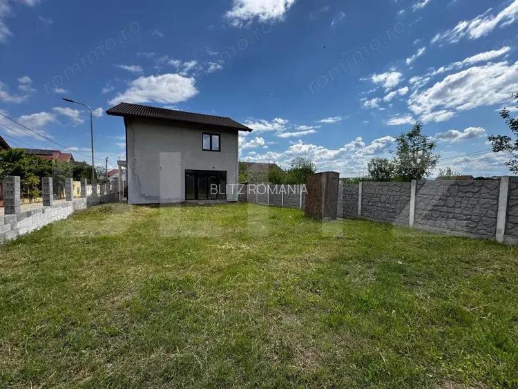 Casa individuala de vanzare, cu 4 camere, 120 mp, zona Mice?ti partea stanga Casa individuala de vanzare, cu 4 camere, 120 mp, zona Mice?ti partea stanga