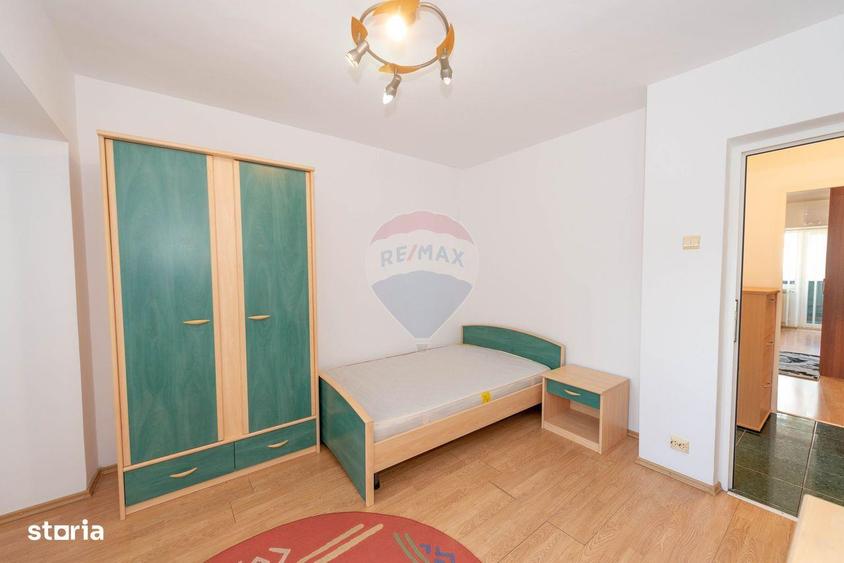 Apartament 3 camere de inchiriat, Decebal, Piata Alba Iulia - 11