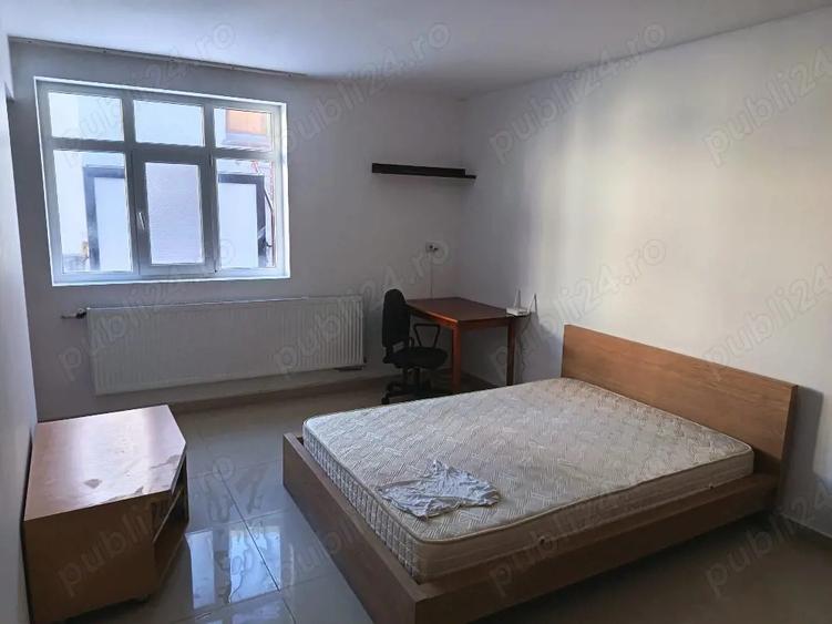 Inchiriez garsoniera zona centrala - 1