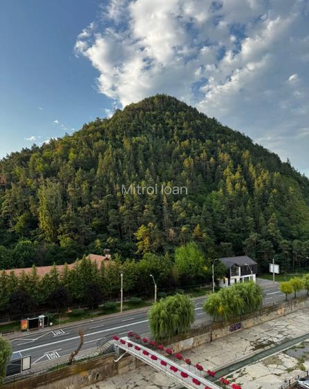 Apartament 2 camere cu priveli?te superba Bld. Dacia, Piatra Neam? Apartament 2 camere cu priveli?te superba Bld. Dacia, Piatra Neam?