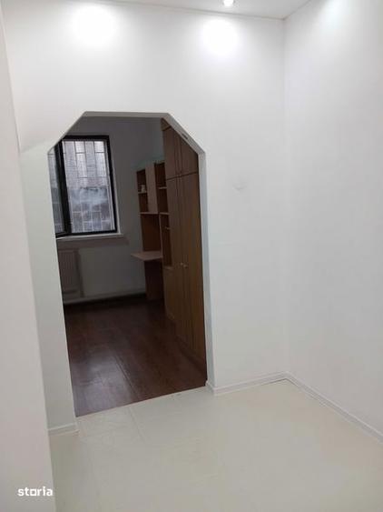 Camera camin Dacia zona Biserica Catolica - 7