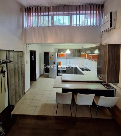 Apartament 3 camere decomandat in vila km 5 Apartament 3 camere decomandat in vila km 5