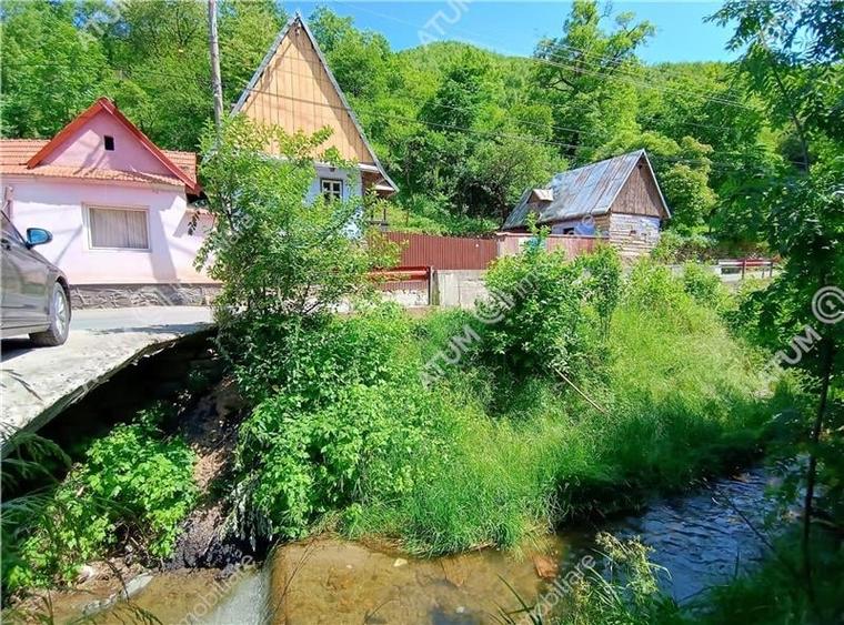 Casa traditionala din lemn cu 930 mp teren langa Sibiu - 12