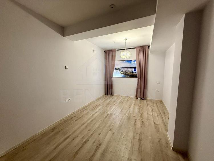 Spațiu comercial, de 92 mp, în Ultracentral