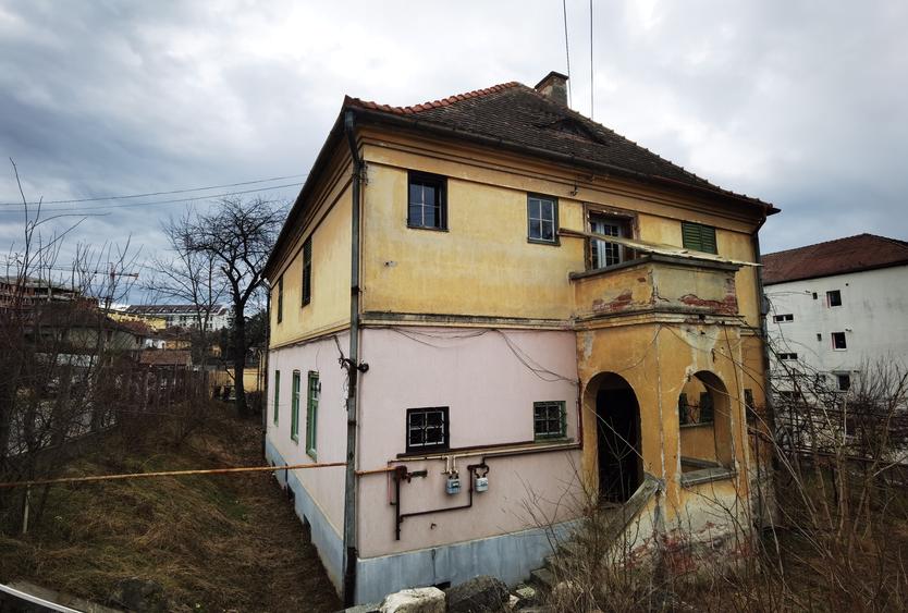 Proprietate Centrală cu Teren 1.124 mp și 462 mp Construiți – Ideal Comercial - 16