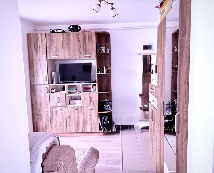 Persoana fizica vand apartament 2 camere zona Turnisor - Cartier Belvedere Residence - 1