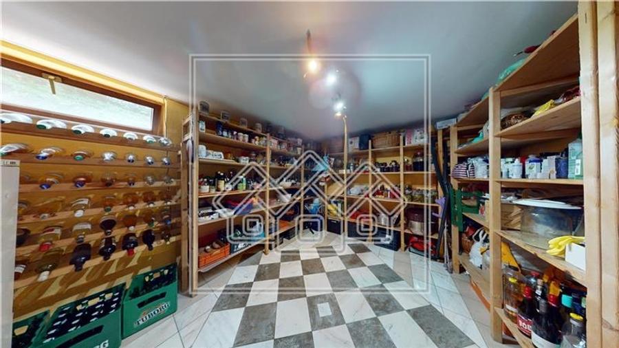 Casa de vanzare in Sibiu - individuala - 278 mp utili - - 12