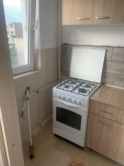 Imchiriez garsoniera gara de sud renovat - 3