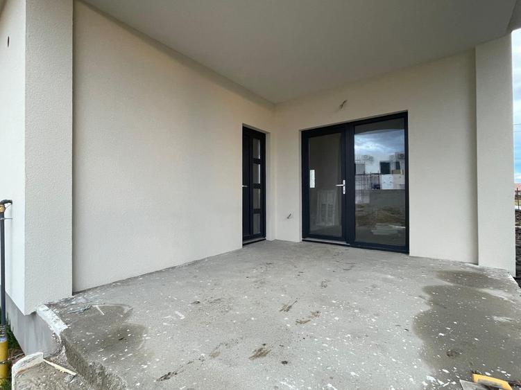 Duplex 4 camere - predare la cheie - Mosnita Noua - 9