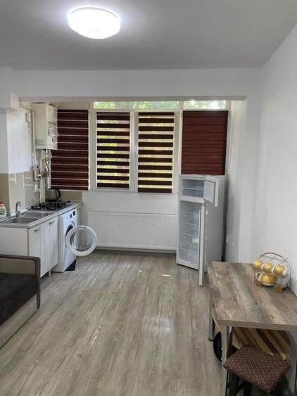 Inchiriez garsoniera in Onesti str aleea viorelelor nr 1 - 1