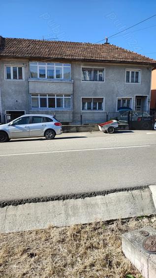 Casa spa?ioasa cu 9 camere, 800 mp teren zona centrala Or?ova - 2