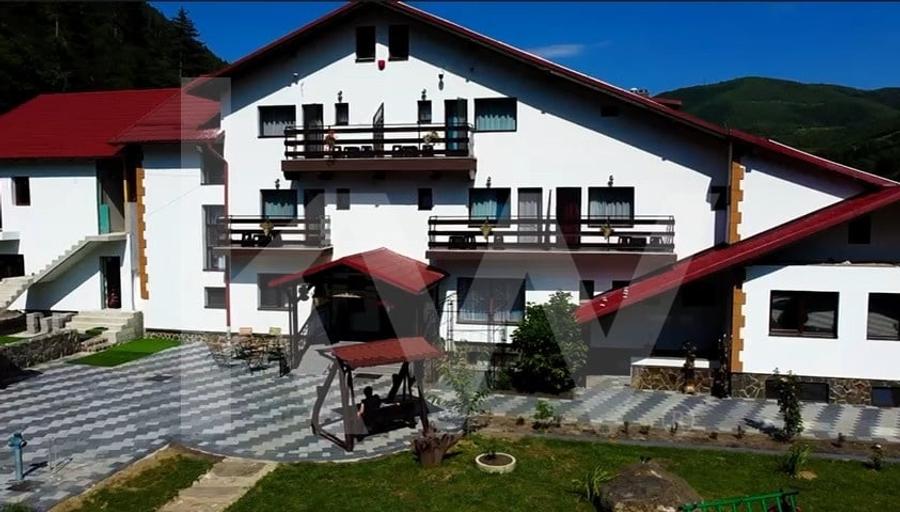 Lacul de Argint, pensiune 14 camere cu restaurant și lac în zonă premium! - 10