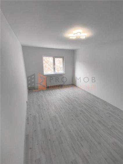 Apartament 2 camere cf 2 decomandat zona Brosteni - 4