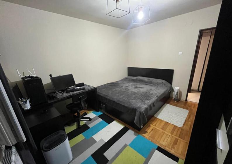 Apartament 2 camere, insula 1 mai, etaj 4 - 2