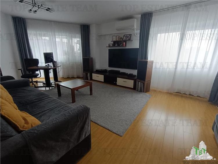 Vanzare apartament generos de 3 camere Turda- vedere spre parcul Regina Maria - 1