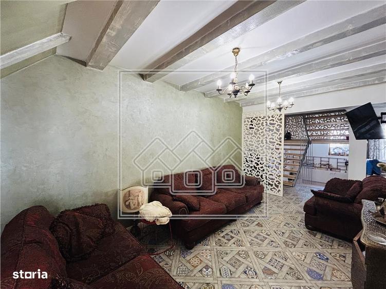 Apartament cu 4 camere, 2 bai, terasa - B-dul Victoriei - 3