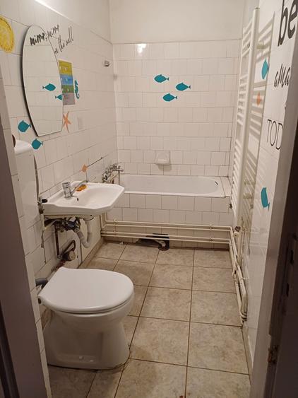 Vânzare apartament  pretabil cabinet,  birou 2 camere pe str.Horea - 2