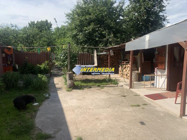 Casa de vanzare 5 camere teren aferent 1410 mp cu toate utilitatile zona Oarda - 14