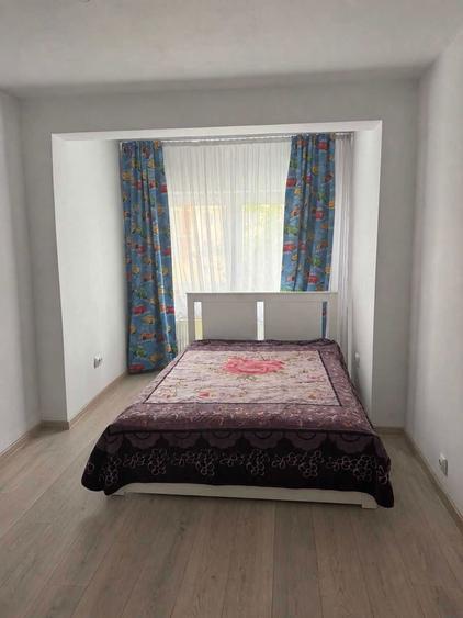 Apartament 3 camere de inchiriat - 2