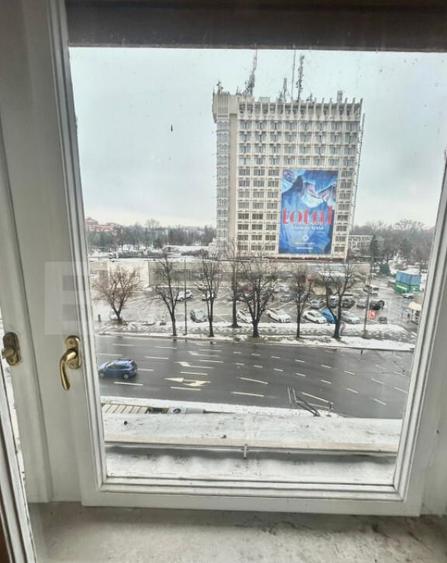 Apartament de patrimoniu, 5 camere, 125 mp cladire isto - 10