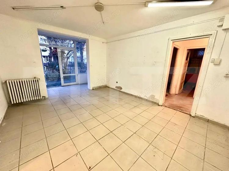Spa?iu comercial de 44 mp zona buna, ideal pentru renovare ?i personalizare - 6