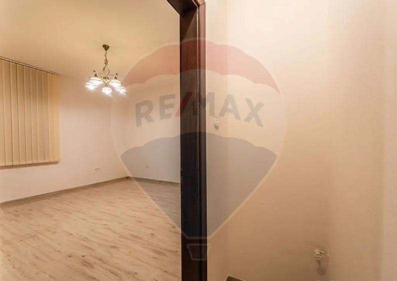 Spa?iu de birou de inchiriat in zona centrala - 3