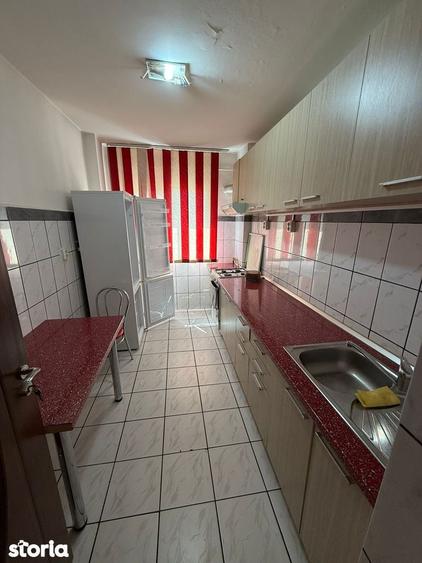 Inchiriere ap 2 camere, decomandat | Vedere Bld. Bucure?ti Ploiesti - 3