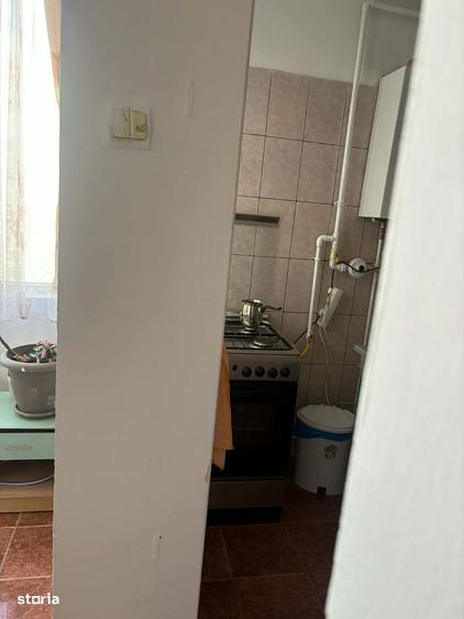 Garsoniera zona ASTRA,Str Traian - 1