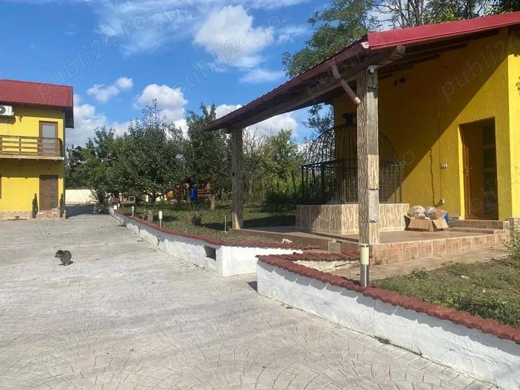 casa de vanzare , zona foarte linistita , frumos amenajata ! - 3