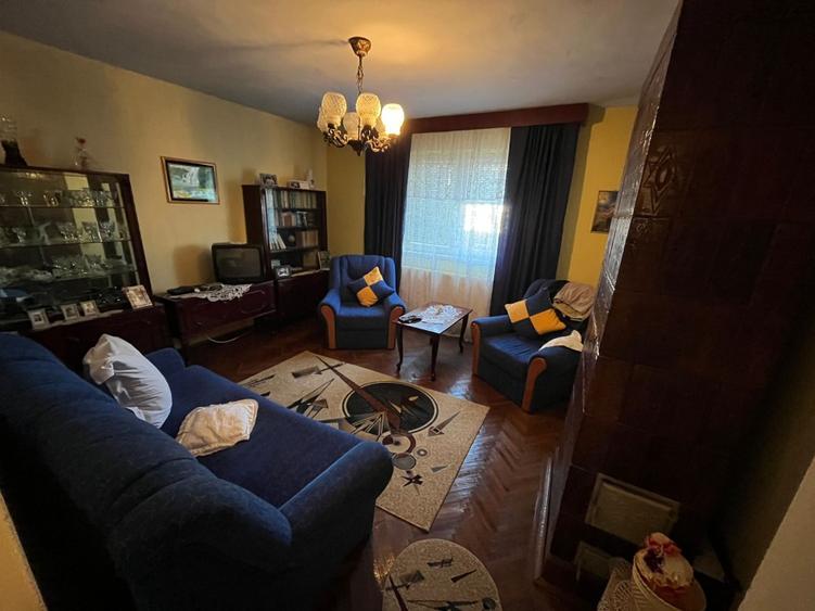 CASA de vanzare zona BANCA TRANSILVANIA  - 9