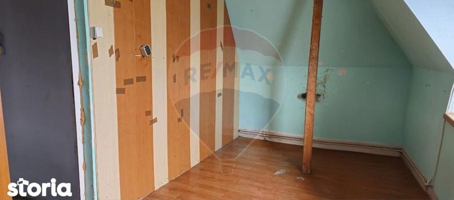 Casa si teren de vanzare in Crevedia - 10