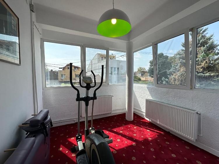 Casa cu etaj in zona Parcului Circului complet mobilata curte amenajata zona Tei - 2