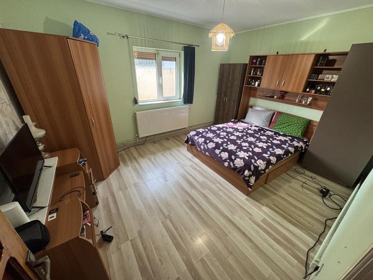 Casă 120 mp + casă 49 mp, teren 640 mp, deschidere 15 ml, Calea Dobrogei – Valu - 5