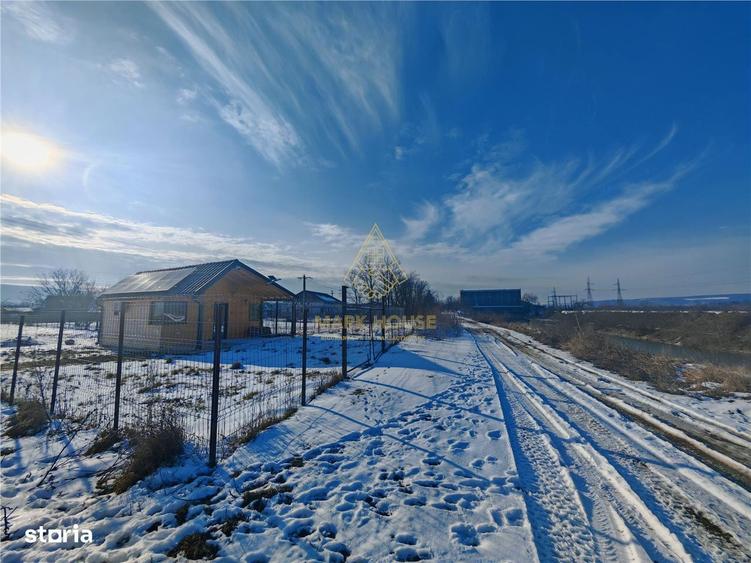 Teren 1165 mp + Cabana de vanzare in Garleni aproape de natura - 2