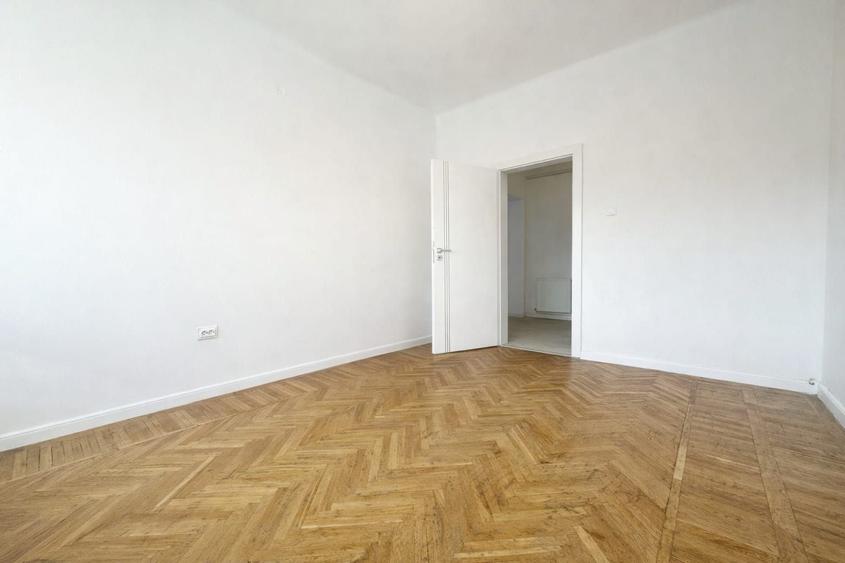 0% comision 2 camere decomandate, orientare Sud, langa Hilton, Central - 22