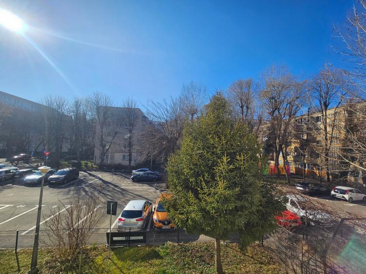 Berceni - Inchiriere apartament  luminos, cu parcare – într-o zonă  liniștită! - 15