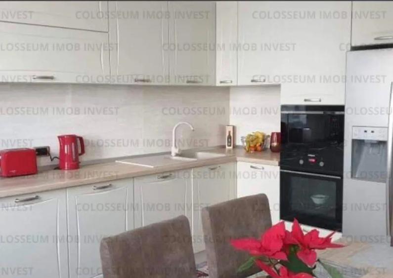 Apartament 3 camere, decomandat - zona Tractorul - 3