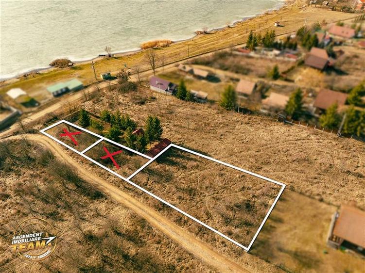 FILM!Teren intravilan,remarcabil areal,lacul Padureni,Moacsa, Covasna - 4