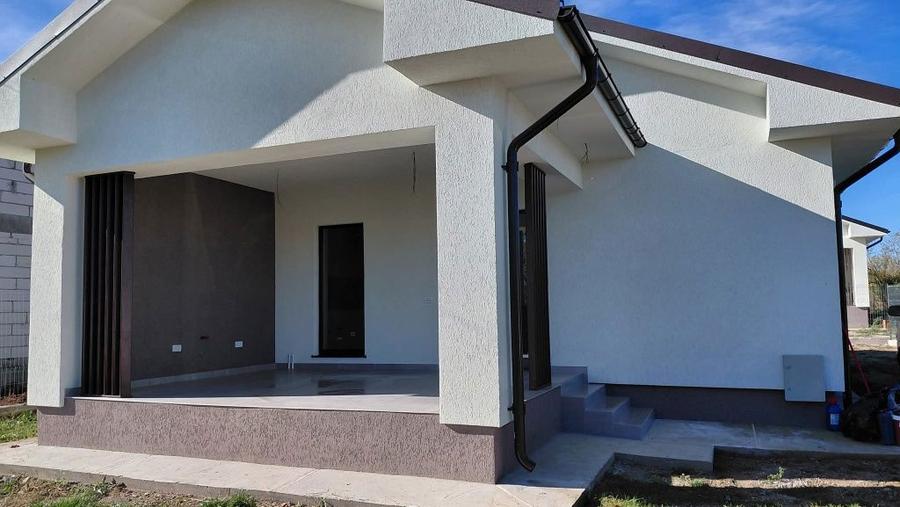 Casa la cheie Bradu Arges - 1