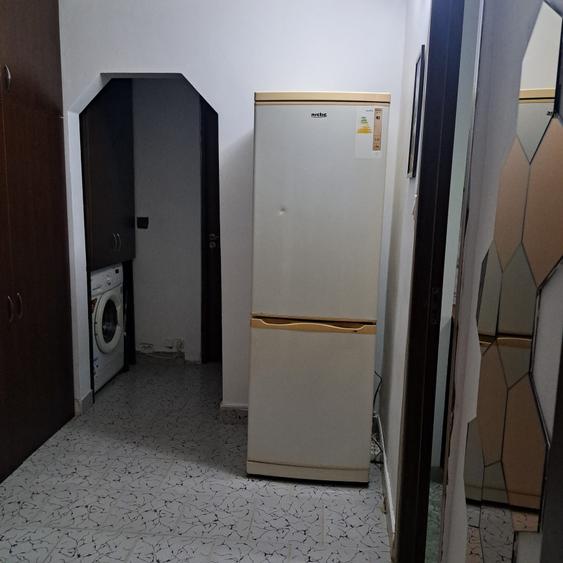 Inchiriez apartament 2 camere - 7