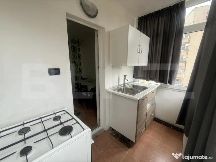 Apartament cu 2 camere decomandat în Central