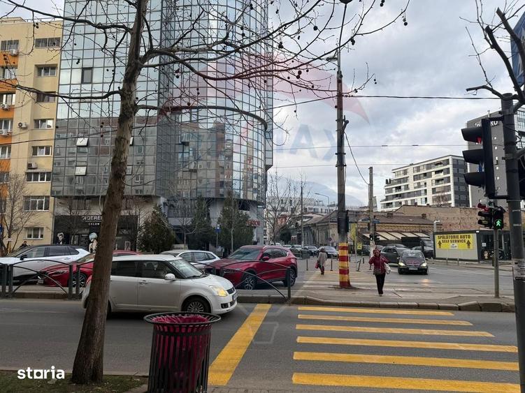 Spațiu comercial, de 50 mp, în Central