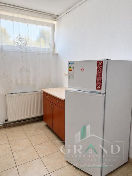 Garsonieră semidecomandată, mobilată în Mărăști