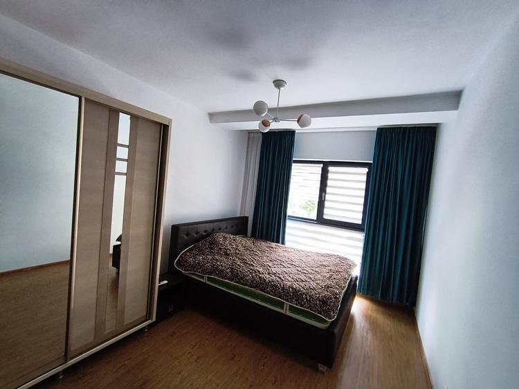 Apartament cu 3 camere decomandat în Cotroceni