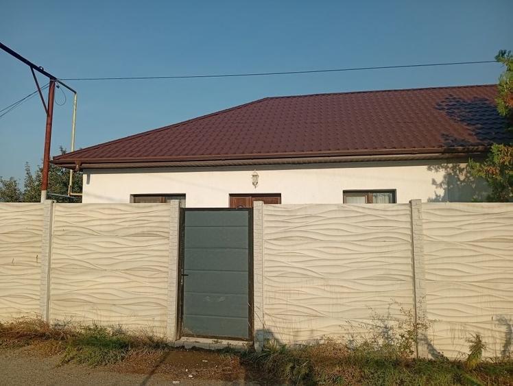 Casă cu 2 camere cu Teren 270 Mp în Satu Nou