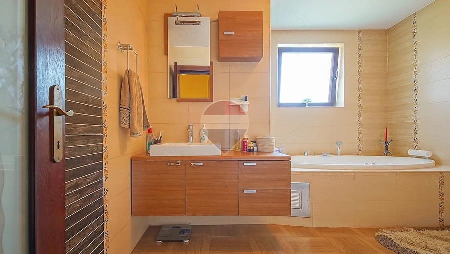 Comision 0% | Casa cu arhitectura unica in zona centrala Cristian - 8